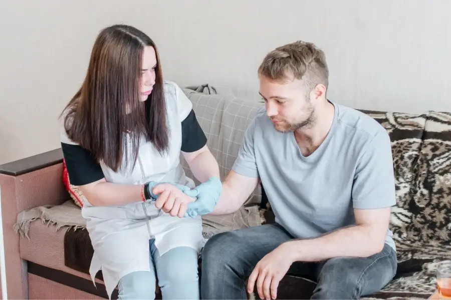 Нарколог на дом в Ленске: быстро, недорого